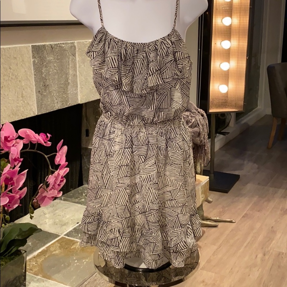 MODA INTERNATIONAL Black & White stripe dress